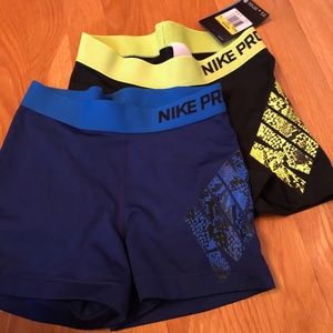 NIKE PRO 3" SHORTS 3 PAIRS ONE NWT SIZE SMALL